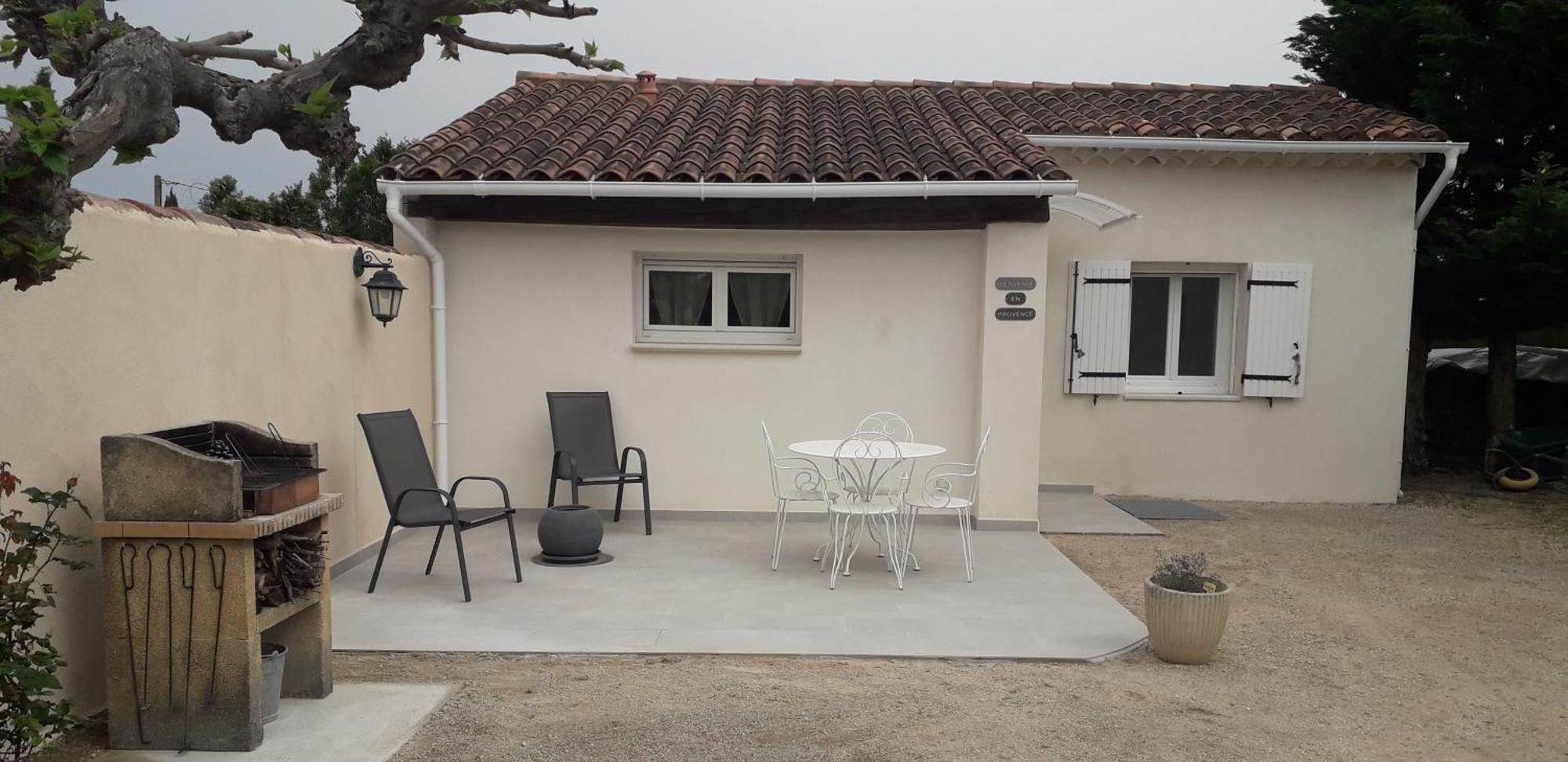 Bienvenue En Provence Villa Monteux Exterior photo